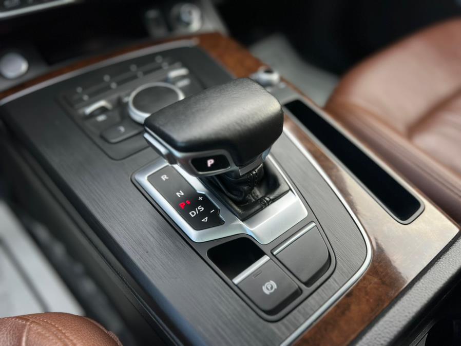 2020 Audi Q5 Premium 45 TFSI quattro, available for sale in Paterson, New Jersey | Speedway Motors LLC. Paterson, New Jersey 2020 Audi Q5 Premium 45 TFSI quattro, available for sale in Paterson, New Jersey | Speedway Motors LLC. Paterson, New Jersey