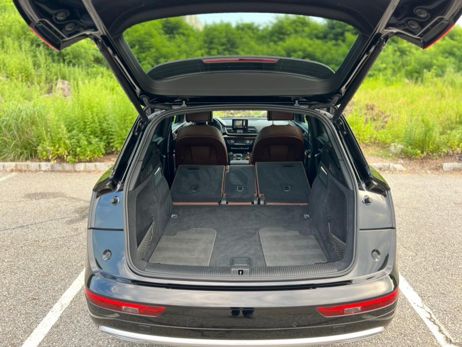 2020 Audi Q5 Premium 45 TFSI quattro, available for sale in Paterson, New Jersey | Speedway Motors LLC. Paterson, New Jersey 2020 Audi Q5 Premium 45 TFSI quattro, available for sale in Paterson, New Jersey | Speedway Motors LLC. Paterson, New Jersey