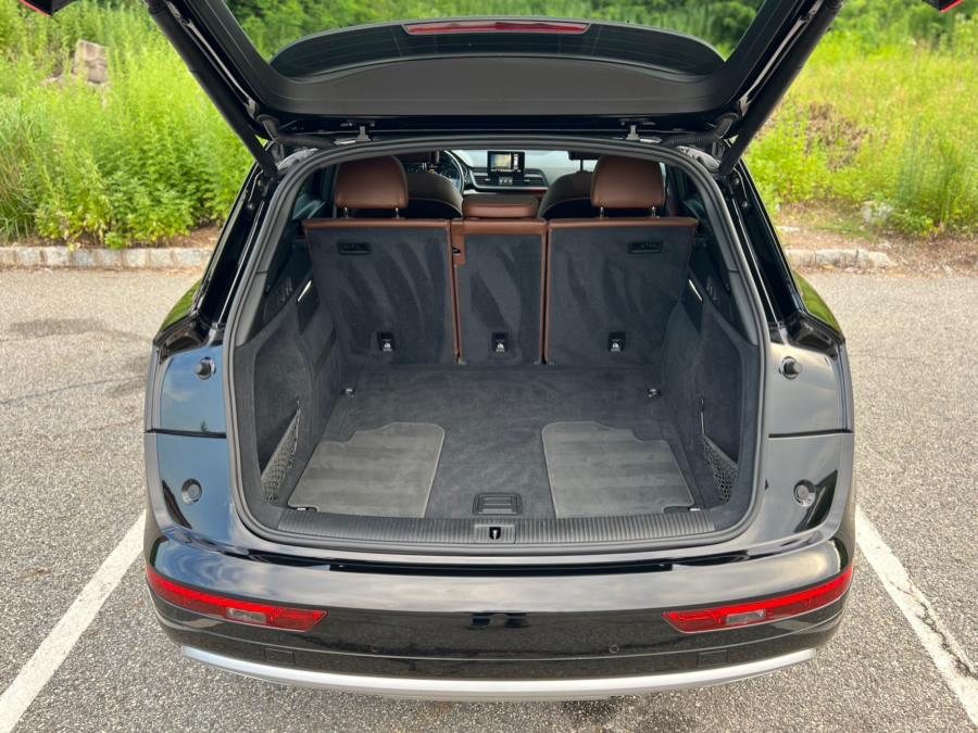 2020 Audi Q5 Premium 45 TFSI quattro, available for sale in Paterson, New Jersey | Speedway Motors LLC. Paterson, New Jersey 2020 Audi Q5 Premium 45 TFSI quattro, available for sale in Paterson, New Jersey | Speedway Motors LLC. Paterson, New Jersey