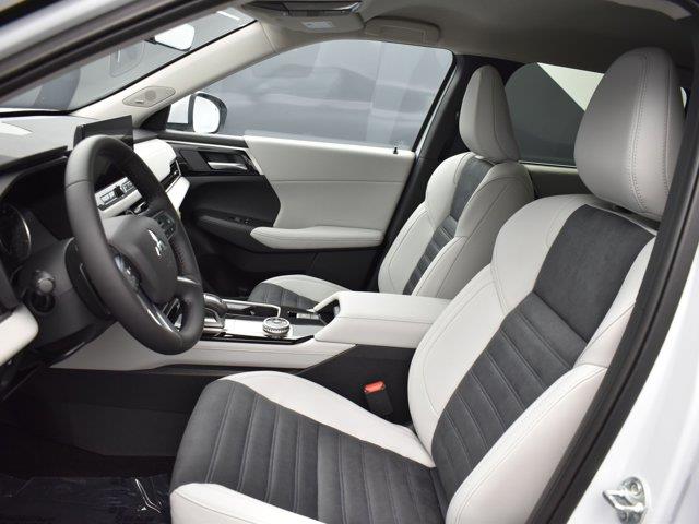 2025 Mitsubishi Outlander SE, available for sale in Woodside, New York | Drive Central. Woodside, New York 2025 Mitsubishi Outlander SE, available for sale in Woodside, New York | Drive Central. Woodside, New York