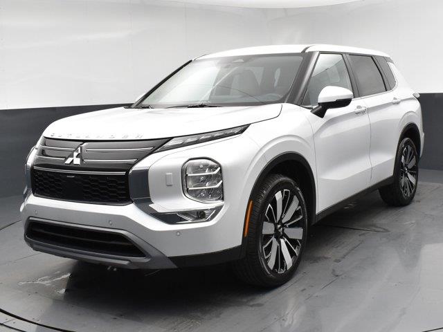 2025 Mitsubishi Outlander SE, available for sale in Woodside, New York | Drive Central. Woodside, New York 2025 Mitsubishi Outlander SE, available for sale in Woodside, New York | Drive Central. Woodside, New York