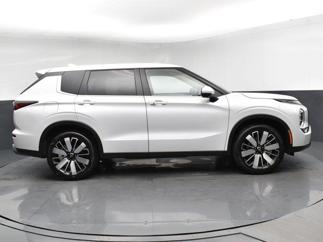 2025 Mitsubishi Outlander SE, available for sale in Woodside, New York | Drive Central. Woodside, New York 2025 Mitsubishi Outlander SE, available for sale in Woodside, New York | Drive Central. Woodside, New York