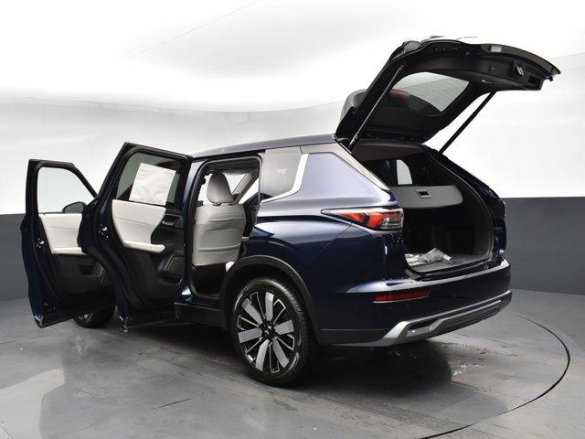 2025 Mitsubishi Outlander SE, available for sale in Woodside, New York | Drive Central. Woodside, New York 2025 Mitsubishi Outlander SE, available for sale in Woodside, New York | Drive Central. Woodside, New York