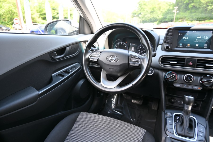 2021 Hyundai Kona SEL Plus Auto, available for sale in Waterbury, Connecticut | Highline Car Connection. Waterbury, Connecticut 2021 Hyundai Kona SEL Plus Auto, available for sale in Waterbury, Connecticut | Highline Car Connection. Waterbury, Connecticut