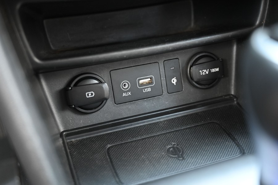 2021 Hyundai Kona SEL Plus Auto, available for sale in Waterbury, Connecticut | Highline Car Connection. Waterbury, Connecticut 2021 Hyundai Kona SEL Plus Auto, available for sale in Waterbury, Connecticut | Highline Car Connection. Waterbury, Connecticut