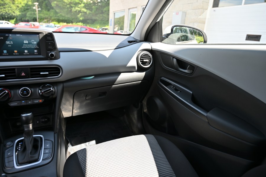 2021 Hyundai Kona SEL Plus Auto, available for sale in Waterbury, Connecticut | Highline Car Connection. Waterbury, Connecticut 2021 Hyundai Kona SEL Plus Auto, available for sale in Waterbury, Connecticut | Highline Car Connection. Waterbury, Connecticut