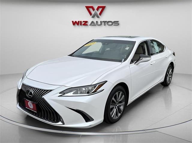 Used 2021 Lexus Es in Stratford, Connecticut | Wiz Leasing Inc. Stratford, Connecticut