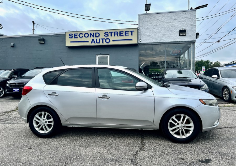 Used 2012 Kia Forte 5-Door in Manchester, New Hampshire | Second Street Auto Sales Inc. Manchester, New Hampshire