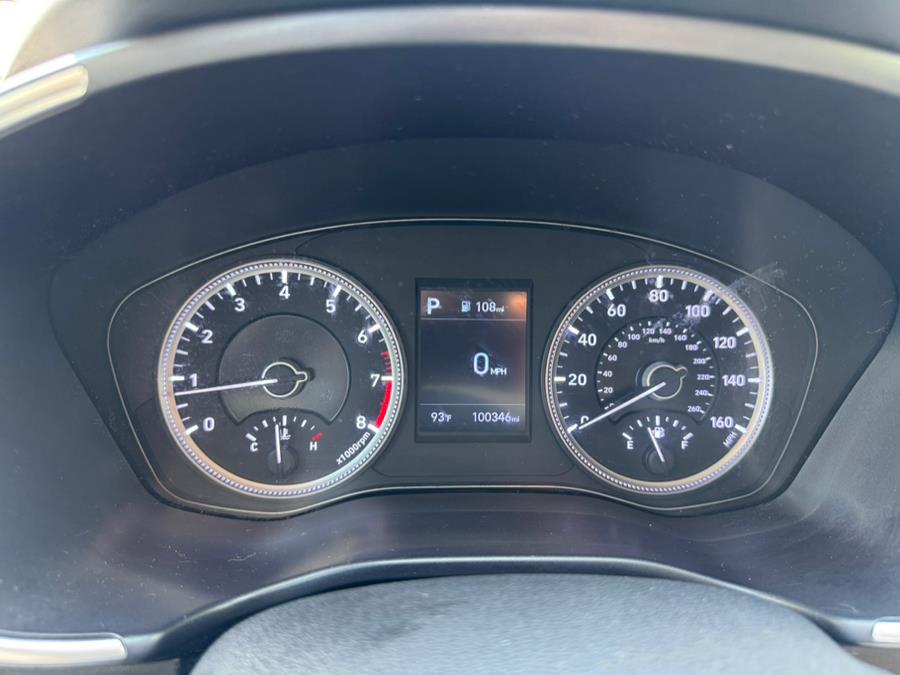 2020 Hyundai Santa Fe SE 2.4L Auto AWD, available for sale in Waterbury, Connecticut | Platinum Auto Care. Waterbury, Connecticut 2020 Hyundai Santa Fe SE 2.4L Auto AWD, available for sale in Waterbury, Connecticut | Platinum Auto Care. Waterbury, Connecticut