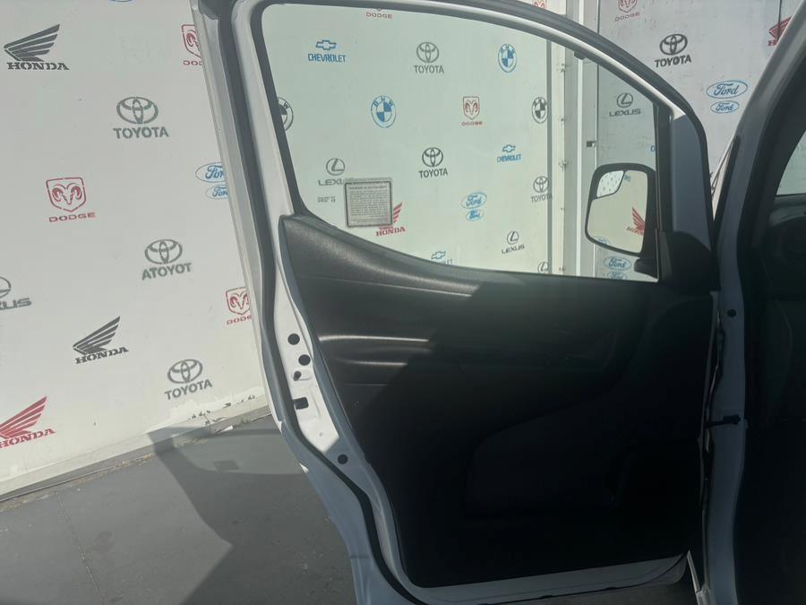 2017 Chevrolet City Express Cargo Van FWD 115" LS, available for sale in Santa Ana, California | Auto Max Of Santa Ana. Santa Ana, California 2017 Chevrolet City Express Cargo Van FWD 115" LS, available for sale in Santa Ana, California | Auto Max Of Santa Ana. Santa Ana, California