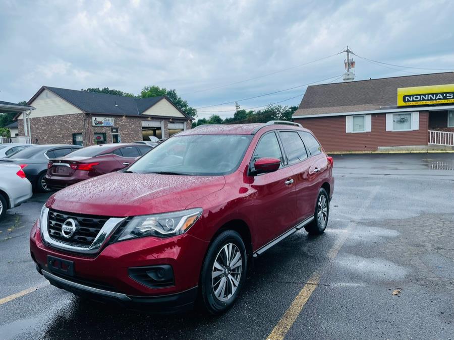 2017 Nissan Pathfinder 4x4 S, available for sale in East Windsor, Connecticut | A1 Auto Sale LLC. East Windsor, Connecticut 2017 Nissan Pathfinder 4x4 S, available for sale in East Windsor, Connecticut | A1 Auto Sale LLC. East Windsor, Connecticut