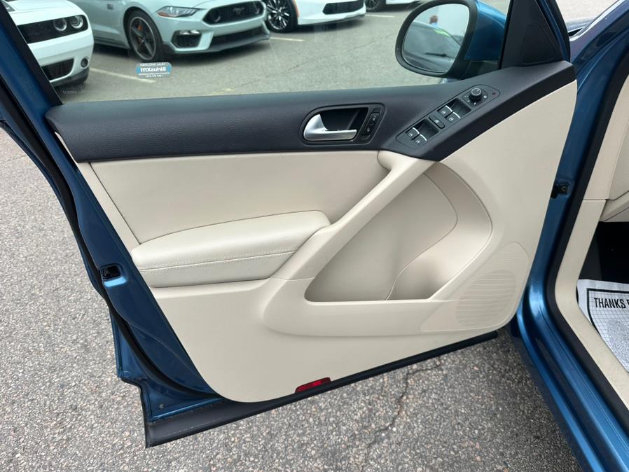 2017 Volkswagen Tiguan 2.0T Wolfsburg Edition 4MOTION, available for sale in South Windsor, Connecticut | Mike And Tony Auto Sales, Inc. South Windsor, Connecticut 2017 Volkswagen Tiguan 2.0T Wolfsburg Edition 4MOTION, available for sale in South Windsor, Connecticut | Mike And Tony Auto Sales, Inc. South Windsor, Connecticut