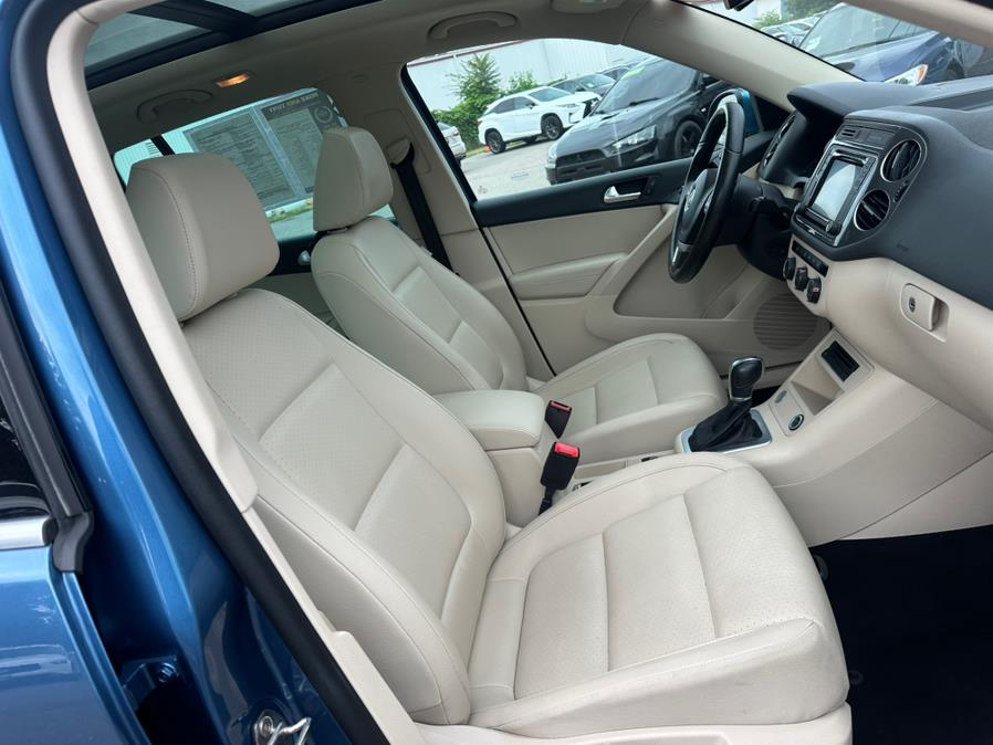 2017 Volkswagen Tiguan 2.0T Wolfsburg Edition 4MOTION, available for sale in South Windsor, Connecticut | Mike And Tony Auto Sales, Inc. South Windsor, Connecticut 2017 Volkswagen Tiguan 2.0T Wolfsburg Edition 4MOTION, available for sale in South Windsor, Connecticut | Mike And Tony Auto Sales, Inc. South Windsor, Connecticut