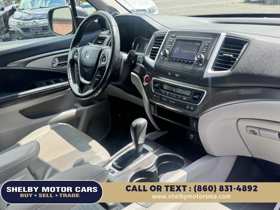 2017 Honda Ridgeline RTL 4x4 Crew Cab 5.3'' Bed, available for sale in Springfield, Massachusetts | Shelby Motor Cars. Springfield, Massachusetts 2017 Honda Ridgeline RTL 4x4 Crew Cab 5.3'' Bed, available for sale in Springfield, Massachusetts | Shelby Motor Cars. Springfield, Massachusetts