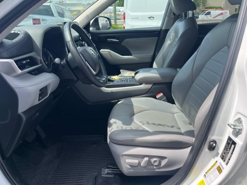 2022 Toyota Highlander XLE AWD, available for sale in Maple Shade, New Jersey | Car Revolution. Maple Shade, New Jersey 2022 Toyota Highlander XLE AWD, available for sale in Maple Shade, New Jersey | Car Revolution. Maple Shade, New Jersey