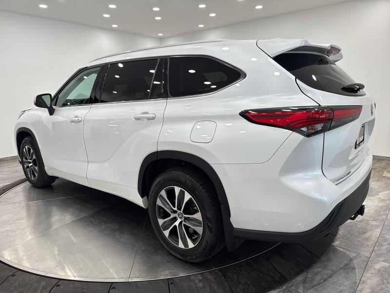 2022 Toyota Highlander XLE AWD, available for sale in Maple Shade, New Jersey | Car Revolution. Maple Shade, New Jersey 2022 Toyota Highlander XLE AWD, available for sale in Maple Shade, New Jersey | Car Revolution. Maple Shade, New Jersey