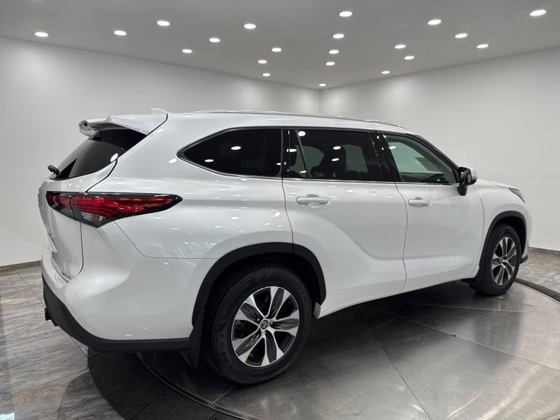 2022 Toyota Highlander XLE AWD, available for sale in Maple Shade, New Jersey | Car Revolution. Maple Shade, New Jersey 2022 Toyota Highlander XLE AWD, available for sale in Maple Shade, New Jersey | Car Revolution. Maple Shade, New Jersey