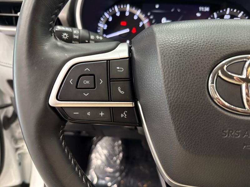 2022 Toyota Highlander XLE AWD, available for sale in Maple Shade, New Jersey | Car Revolution. Maple Shade, New Jersey 2022 Toyota Highlander XLE AWD, available for sale in Maple Shade, New Jersey | Car Revolution. Maple Shade, New Jersey