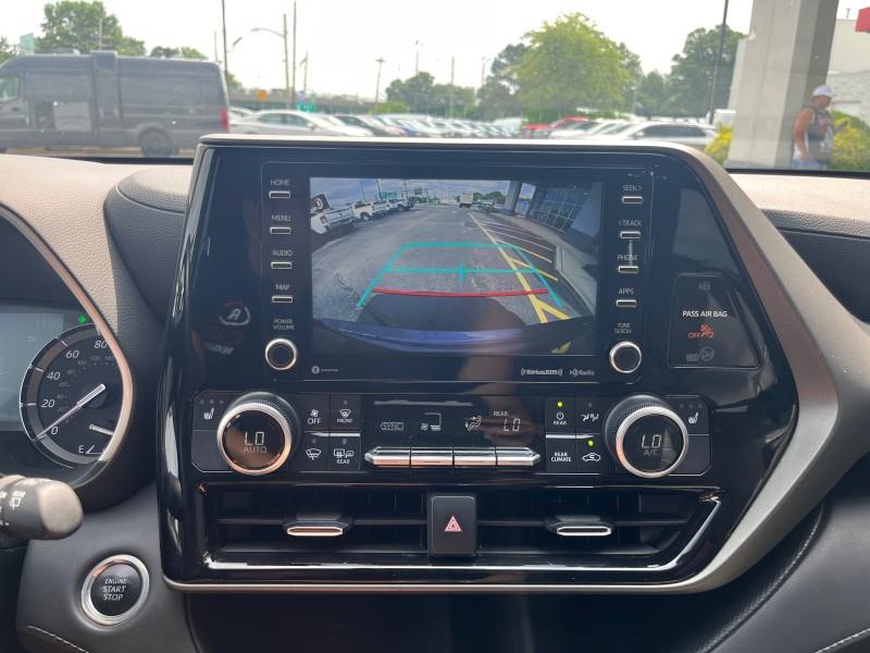 2021 Toyota Highlander XLE AWD, available for sale in Maple Shade, New Jersey | Car Revolution. Maple Shade, New Jersey 2021 Toyota Highlander XLE AWD, available for sale in Maple Shade, New Jersey | Car Revolution. Maple Shade, New Jersey