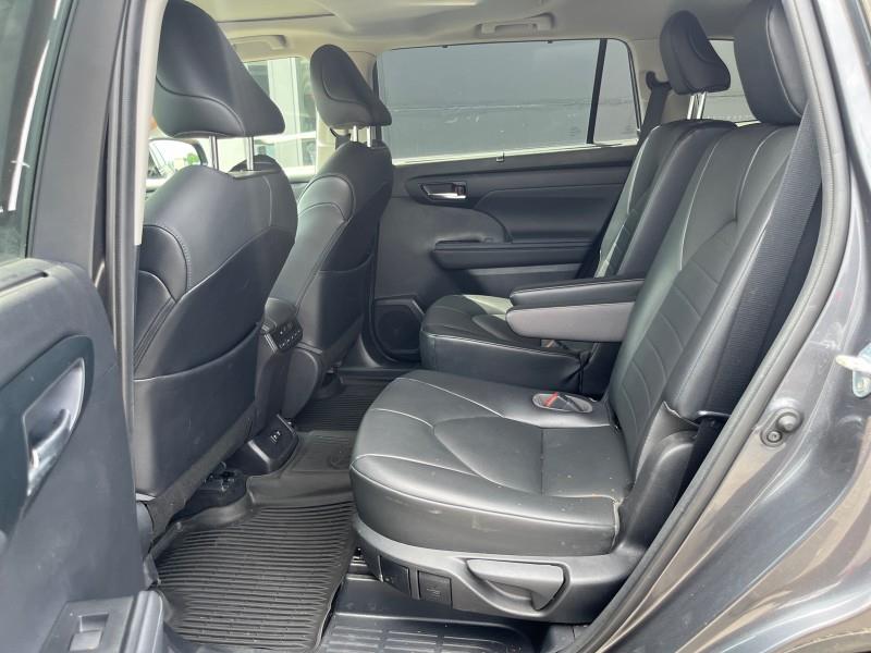 2021 Toyota Highlander XLE AWD, available for sale in Maple Shade, New Jersey | Car Revolution. Maple Shade, New Jersey 2021 Toyota Highlander XLE AWD, available for sale in Maple Shade, New Jersey | Car Revolution. Maple Shade, New Jersey