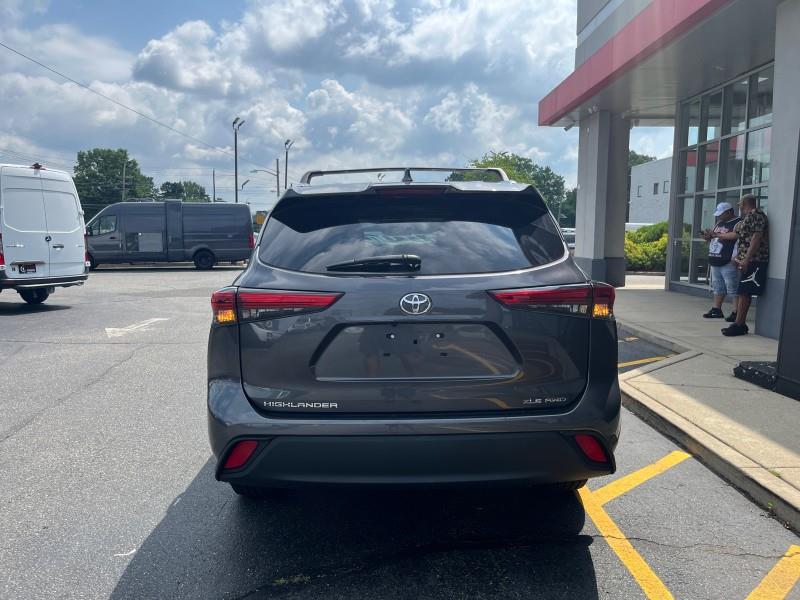 2021 Toyota Highlander XLE AWD, available for sale in Maple Shade, New Jersey | Car Revolution. Maple Shade, New Jersey 2021 Toyota Highlander XLE AWD, available for sale in Maple Shade, New Jersey | Car Revolution. Maple Shade, New Jersey