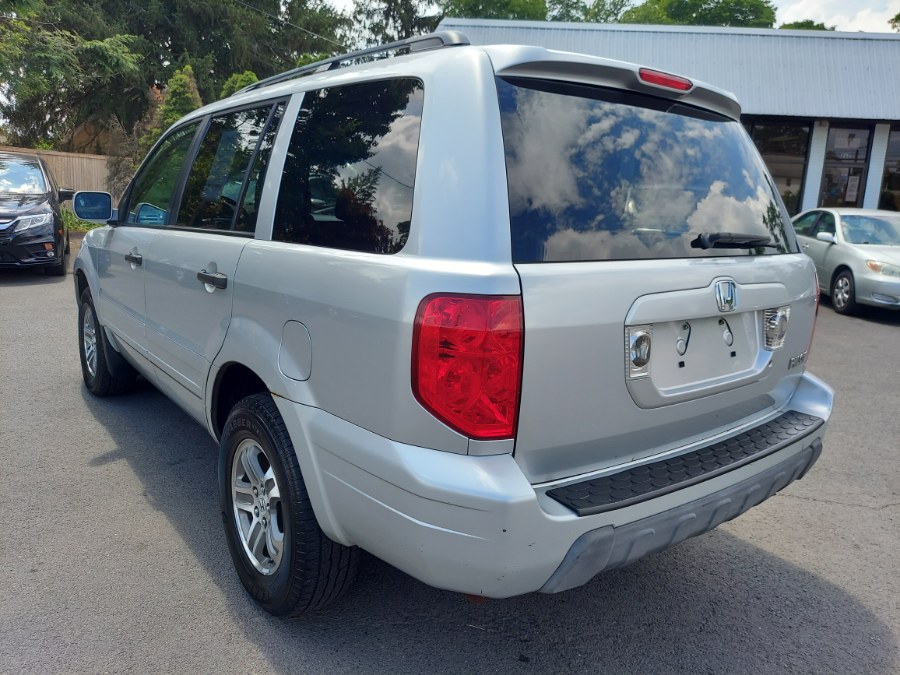 2004 Honda Pilot 4WD EX Auto w/Leather/Nav, available for sale in East Windsor, Connecticut | United Auto Sales of E Windsor, Inc. East Windsor, Connecticut 2004 Honda Pilot 4WD EX Auto w/Leather/Nav, available for sale in East Windsor, Connecticut | United Auto Sales of E Windsor, Inc. East Windsor, Connecticut