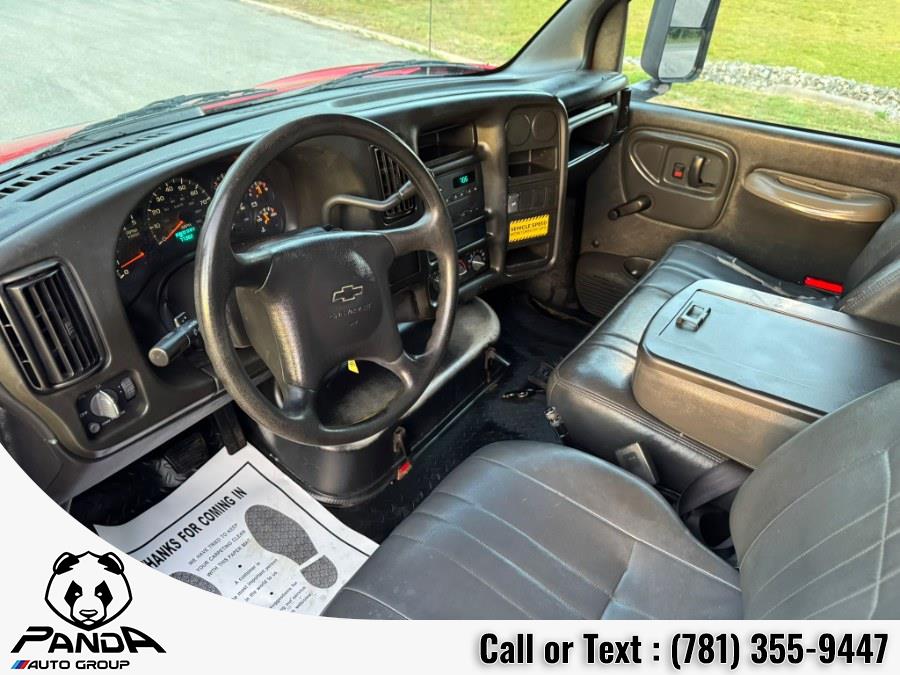 2004 Chevrolet CC7500 Regular Cab, available for sale in Abington, Massachusetts | Panda Auto Group. Abington, Massachusetts 2004 Chevrolet CC7500 Regular Cab, available for sale in Abington, Massachusetts | Panda Auto Group. Abington, Massachusetts