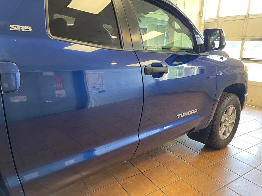 2014 Toyota Tundra 4WD Truck Double Cab 4.6L V8 6-Spd AT SR5 (Natl), available for sale in Suffern, New York | Rockland Motor Sport. Suffern, New York 2014 Toyota Tundra 4WD Truck Double Cab 4.6L V8 6-Spd AT SR5 (Natl), available for sale in Suffern, New York | Rockland Motor Sport. Suffern, New York
