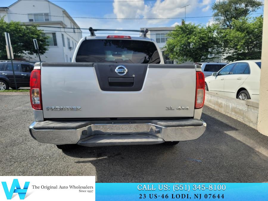 2011 Nissan Frontier 4WD Crew Cab SWB Auto SL, available for sale in Lodi, New Jersey | AW Auto & Truck Wholesalers, Inc. Lodi, New Jersey 2011 Nissan Frontier 4WD Crew Cab SWB Auto SL, available for sale in Lodi, New Jersey | AW Auto & Truck Wholesalers, Inc. Lodi, New Jersey
