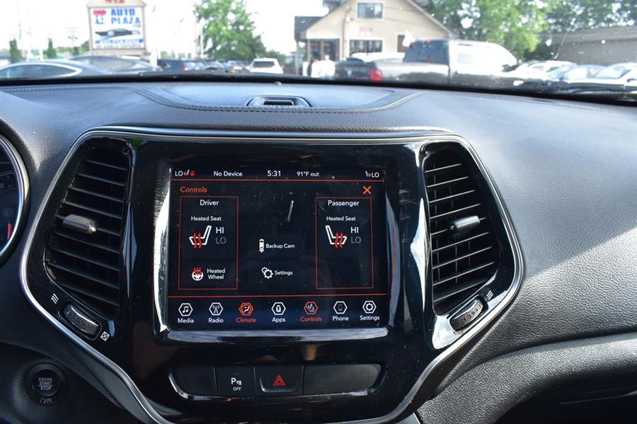 2019 Jeep Cherokee LIMITED, available for sale in Patchogue, New York | 112 Auto Plaza. Patchogue, New York 2019 Jeep Cherokee LIMITED, available for sale in Patchogue, New York | 112 Auto Plaza. Patchogue, New York