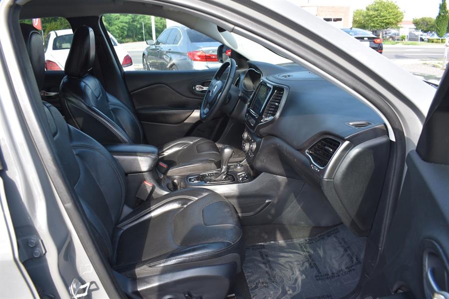 2019 Jeep Cherokee LIMITED, available for sale in Patchogue, New York | 112 Auto Plaza. Patchogue, New York 2019 Jeep Cherokee LIMITED, available for sale in Patchogue, New York | 112 Auto Plaza. Patchogue, New York
