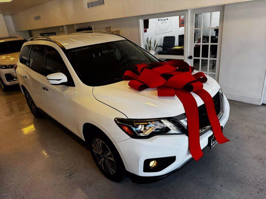 2018 Nissan Pathfinder SV Sport Utility 4D, available for sale in Santa Ana, California | K&T Motor LLC. Santa Ana, California 2018 Nissan Pathfinder SV Sport Utility 4D, available for sale in Santa Ana, California | K&T Motor LLC. Santa Ana, California