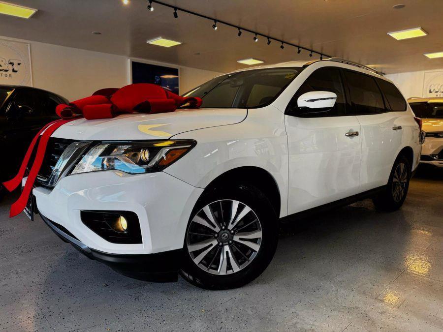 2018 Nissan Pathfinder SV Sport Utility 4D, available for sale in Santa Ana, California | K&T Motor LLC. Santa Ana, California 2018 Nissan Pathfinder SV Sport Utility 4D, available for sale in Santa Ana, California | K&T Motor LLC. Santa Ana, California