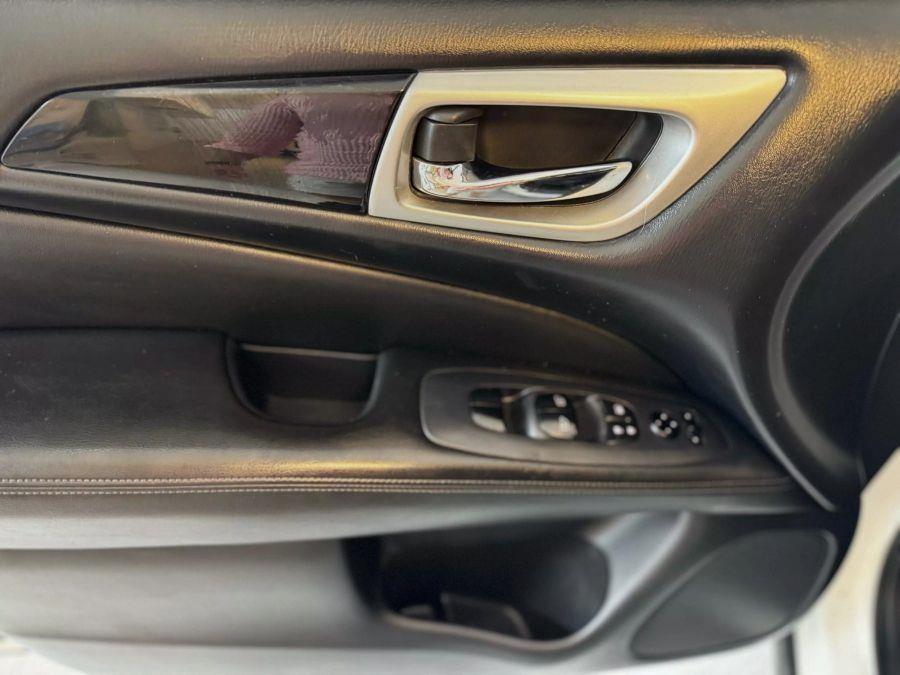 2018 Nissan Pathfinder SV Sport Utility 4D, available for sale in Santa Ana, California | K&T Motor LLC. Santa Ana, California 2018 Nissan Pathfinder SV Sport Utility 4D, available for sale in Santa Ana, California | K&T Motor LLC. Santa Ana, California