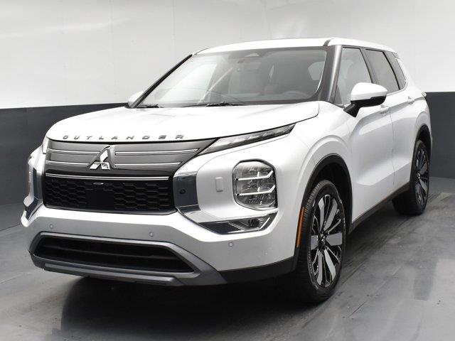 2025 Mitsubishi Outlander SE, available for sale in Woodside, New York | Drive Central. Woodside, New York 2025 Mitsubishi Outlander SE, available for sale in Woodside, New York | Drive Central. Woodside, New York