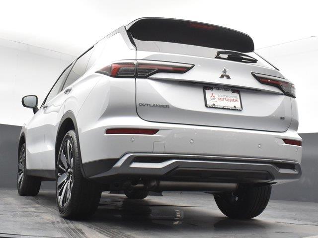 2025 Mitsubishi Outlander SE, available for sale in Woodside, New York | Drive Central. Woodside, New York 2025 Mitsubishi Outlander SE, available for sale in Woodside, New York | Drive Central. Woodside, New York