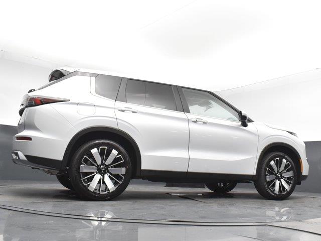 2025 Mitsubishi Outlander SE, available for sale in Woodside, New York | Drive Central. Woodside, New York 2025 Mitsubishi Outlander SE, available for sale in Woodside, New York | Drive Central. Woodside, New York