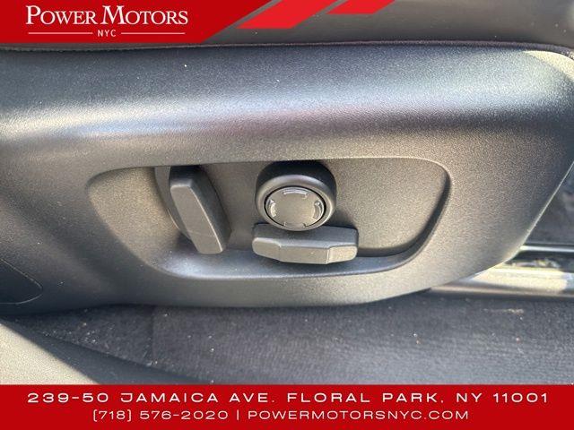 2020 Land Rover Range Rover Sport HSE, available for sale in Floral Park, New York | Shop Auto NY. Floral Park, New York 2020 Land Rover Range Rover Sport HSE, available for sale in Floral Park, New York | Shop Auto NY. Floral Park, New York
