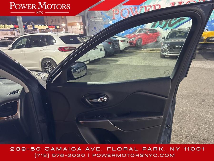 2021 Jeep Cherokee Limited, available for sale in Floral Park, New York | Shop Auto NY. Floral Park, New York 2021 Jeep Cherokee Limited, available for sale in Floral Park, New York | Shop Auto NY. Floral Park, New York
