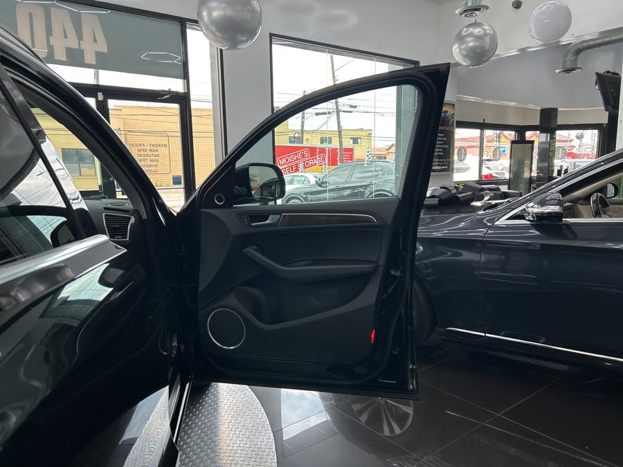 2016 Audi Q5 quattro 4dr 2.0T Premium Plus, available for sale in Jersey City, New Jersey | Luxe Auto Galleria. Jersey City, New Jersey 2016 Audi Q5 quattro 4dr 2.0T Premium Plus, available for sale in Jersey City, New Jersey | Luxe Auto Galleria. Jersey City, New Jersey