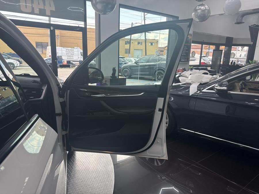 2016 BMW X5 eDrive AWD 4dr xDrive40e, available for sale in Jersey City, New Jersey | Luxe Auto Galleria. Jersey City, New Jersey 2016 BMW X5 eDrive AWD 4dr xDrive40e, available for sale in Jersey City, New Jersey | Luxe Auto Galleria. Jersey City, New Jersey