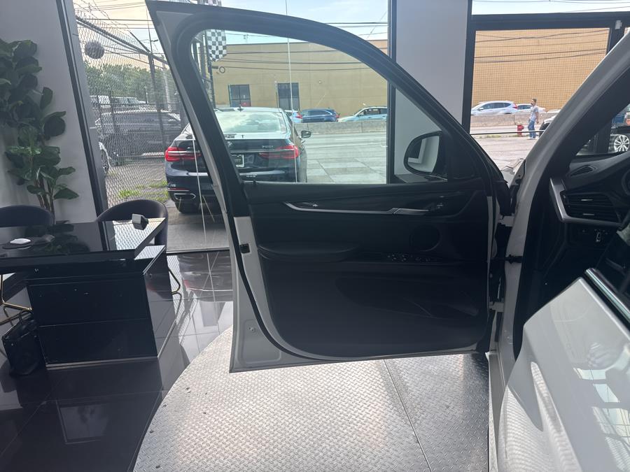 2016 BMW X5 eDrive AWD 4dr xDrive40e, available for sale in Jersey City, New Jersey | Luxe Auto Galleria. Jersey City, New Jersey 2016 BMW X5 eDrive AWD 4dr xDrive40e, available for sale in Jersey City, New Jersey | Luxe Auto Galleria. Jersey City, New Jersey