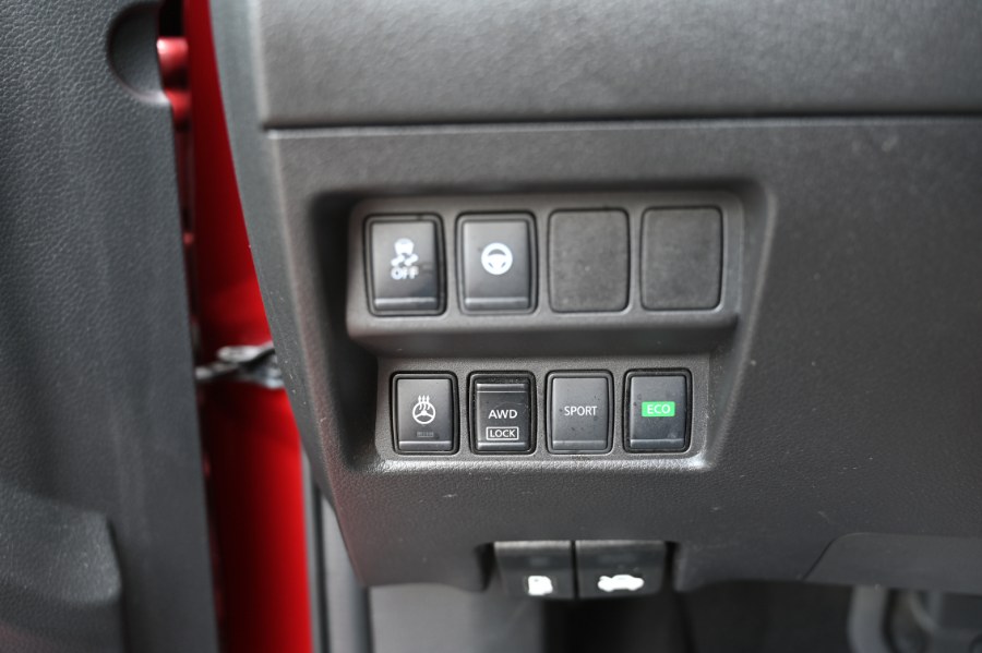 2021 Nissan Rogue Sport AWD SL, available for sale in Waterbury, Connecticut | Highline Car Connection. Waterbury, Connecticut 2021 Nissan Rogue Sport AWD SL, available for sale in Waterbury, Connecticut | Highline Car Connection. Waterbury, Connecticut