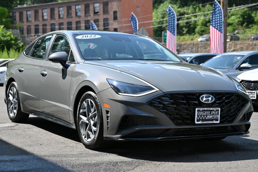 2022 Hyundai Sonata SEL 2.5L, available for sale in Waterbury, Connecticut | Highline Car Connection. Waterbury, Connecticut 2022 Hyundai Sonata SEL 2.5L, available for sale in Waterbury, Connecticut | Highline Car Connection. Waterbury, Connecticut