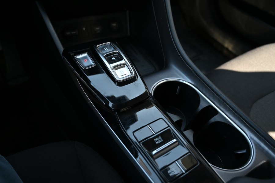 2022 Hyundai Sonata SEL 2.5L, available for sale in Waterbury, Connecticut | Highline Car Connection. Waterbury, Connecticut 2022 Hyundai Sonata SEL 2.5L, available for sale in Waterbury, Connecticut | Highline Car Connection. Waterbury, Connecticut