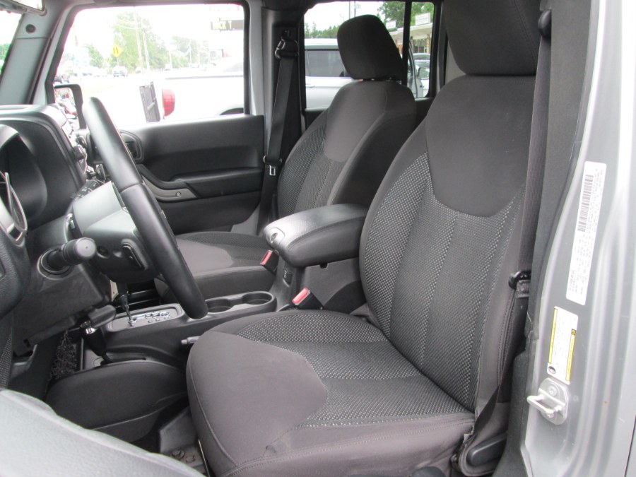 2016 Jeep Wrangler Unlimited 4WD 4dr BLACK BEAR, available for sale in Levittown, Pennsylvania | Levittown Auto. Levittown, Pennsylvania 2016 Jeep Wrangler Unlimited 4WD 4dr BLACK BEAR, available for sale in Levittown, Pennsylvania | Levittown Auto. Levittown, Pennsylvania