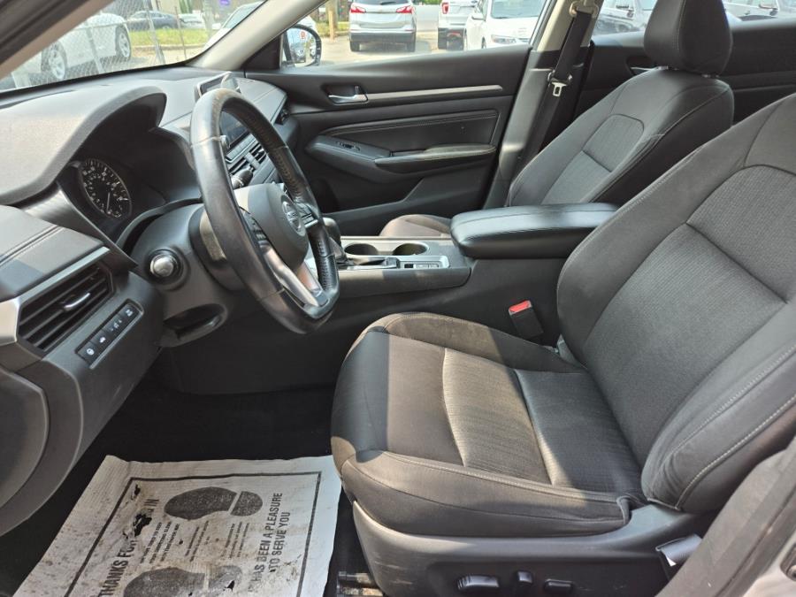 2019 Nissan Altima 2.5 SV Sedan, available for sale in Temple Hills, Maryland | Temple Hills Used Car. Temple Hills, Maryland 2019 Nissan Altima 2.5 SV Sedan, available for sale in Temple Hills, Maryland | Temple Hills Used Car. Temple Hills, Maryland