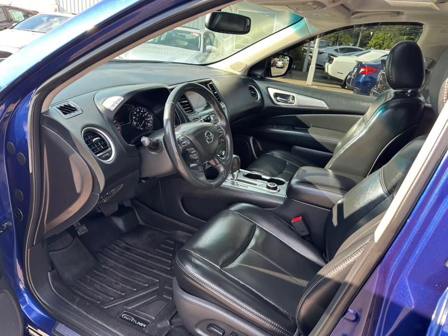 2017 Nissan Pathfinder 4x4 S, available for sale in South Windsor, Connecticut | Mike And Tony Auto Sales, Inc. South Windsor, Connecticut 2017 Nissan Pathfinder 4x4 S, available for sale in South Windsor, Connecticut | Mike And Tony Auto Sales, Inc. South Windsor, Connecticut