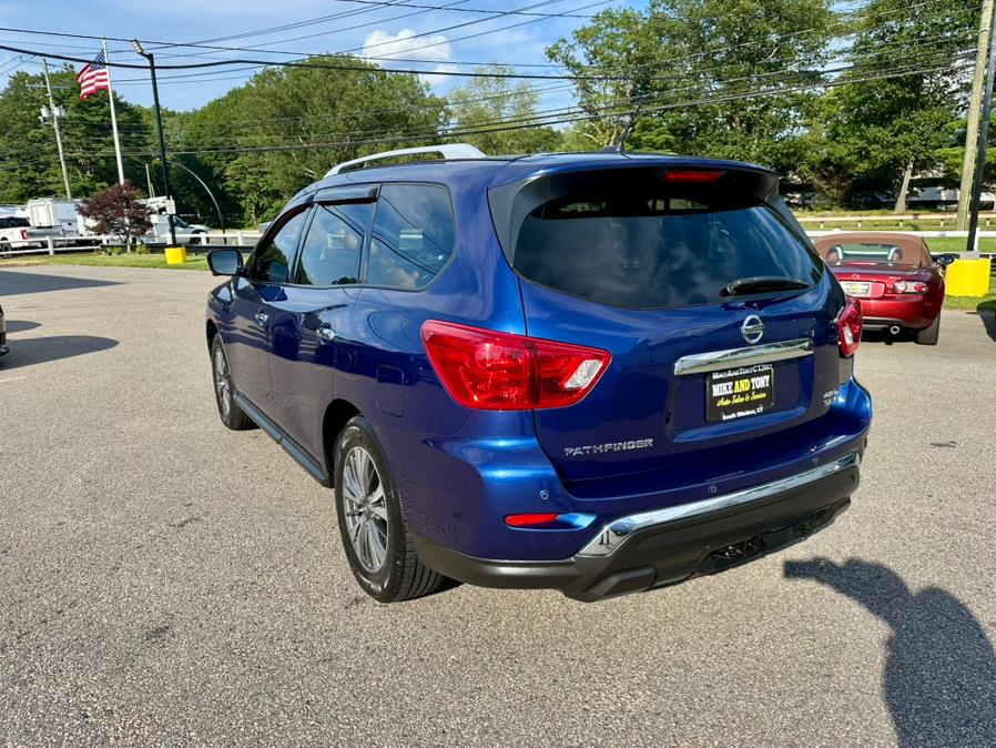 2017 Nissan Pathfinder 4x4 S, available for sale in South Windsor, Connecticut | Mike And Tony Auto Sales, Inc. South Windsor, Connecticut 2017 Nissan Pathfinder 4x4 S, available for sale in South Windsor, Connecticut | Mike And Tony Auto Sales, Inc. South Windsor, Connecticut