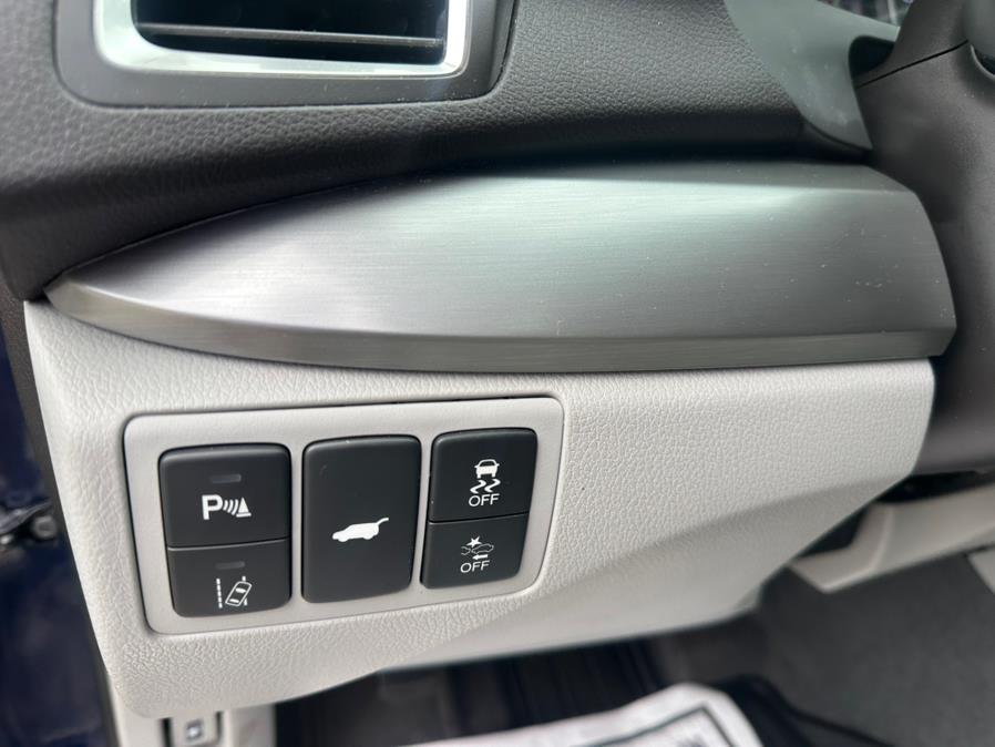 2017 Acura RDX AWD w/Advance Pkg, available for sale in South Windsor, Connecticut | Mike And Tony Auto Sales, Inc. South Windsor, Connecticut 2017 Acura RDX AWD w/Advance Pkg, available for sale in South Windsor, Connecticut | Mike And Tony Auto Sales, Inc. South Windsor, Connecticut